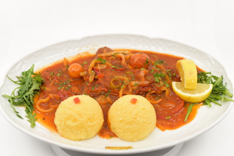 Saramură din crap file cu mămăligă / Crack-file brine with polenta