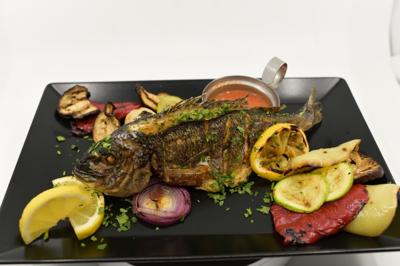 Dorada la gratar / Grilled sea bream