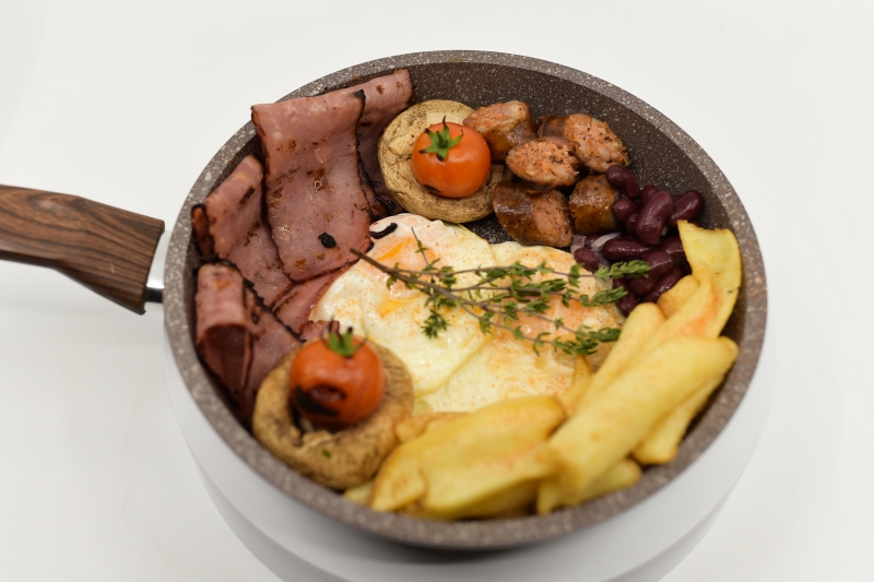 MIC DEJUN ENGLEZESC / English Breakfast