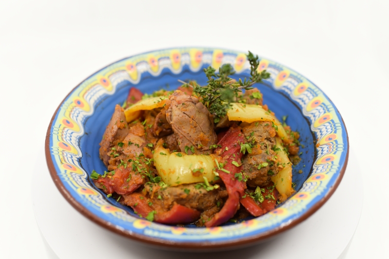 FICATEI LA TIGAIE / Fried Liver with Pepper Trio