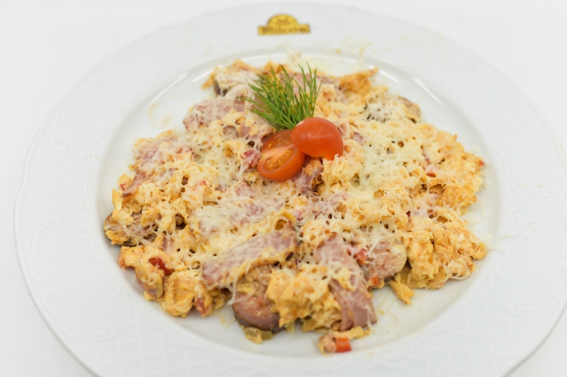 OMLETA TARANEASCA / Peasant Scambled Eggs