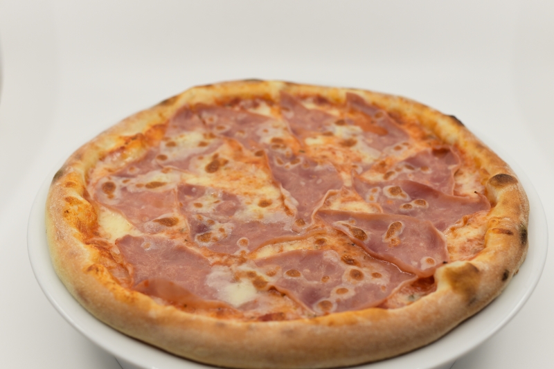 Pizza prosciutto
